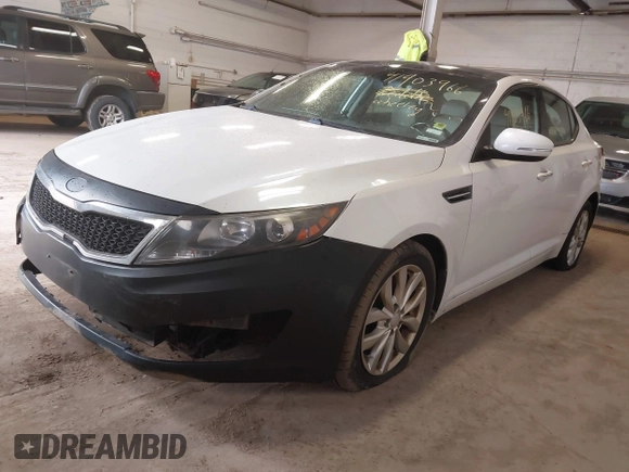 2012 Kia Optima EX with VIN 5XXGN4A65CG040331, listed as a IAAI auction lot 41903966 with 195,438 mi miles and . Bid and sale history available at carsss.com. Image 2.