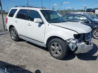 2011 Ford Escape Limited z VIN 1FMCU0EG9BKA19365, wystawiony jako IAAI lot #42022961 z przebiegiem 154 000 mil mil oraz . Historia ofert i sprzedaży dostępna na DreamBid. Obrazek 1.