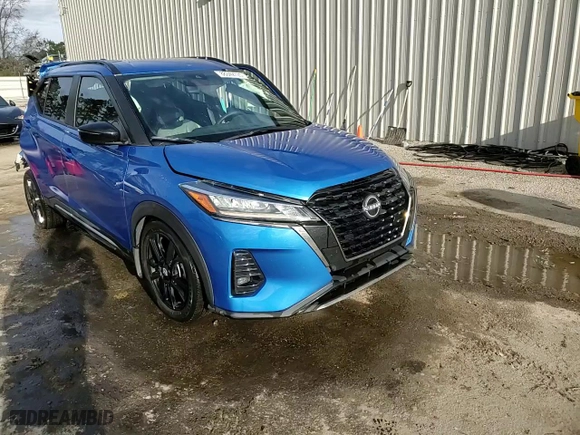 2022 Nissan Kicks SR with VIN 3N1CP5DV1NL501097, listed as a Copart auction lot 88342725 with 35,266 mi miles and Salvage Title. Bid and sale history available at carsss.com. Image 12.