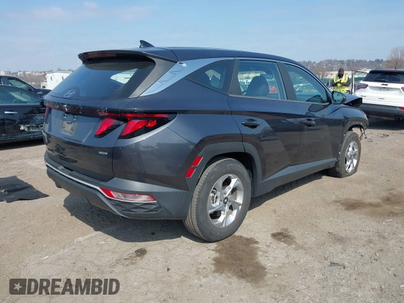 2022 Hyundai Tucson SE with VIN 5NMJACAE2NH080406, listed as a IAAI auction lot 41805743 with 18,624 mi miles. Bid and sale history available at carsss.com. Image 4.