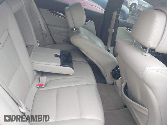 2013 Cadillac XTS Luxury with VIN 2G61P5S32D9196946, listed as a IAAI auction lot 41732441 with 110,380 mi miles. Bid and sale history available at carsss.com. Image 8.