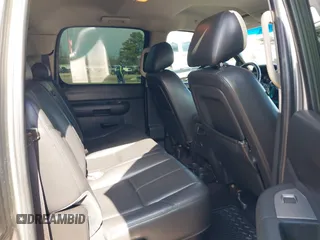 2013 Chevrolet Silverado 1500 LT with VIN 3GCPCSE04DG133517, listed as a IAAI auction lot 41580539 with 126,310 mi miles and . Bid and sale history available at DreamBid. Image 8.