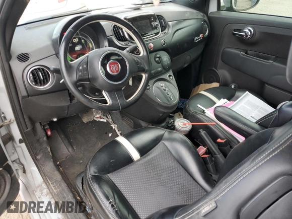2016 FIAT 500e z VIN 3C3CFFGEXGT229500, wystawiony jako Copart lot #86539904 z przebiegiem 52 624 mil mil oraz Szkoda całkowita • Salvage title. Historia ofert i sprzedaży dostępna na DreamBid. Obrazek 8.