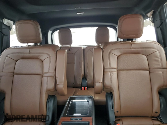 2023 Lincoln Aviator Reserve z VIN 5LM5J7XCXPGL20951, wystawiony jako Copart lot #47183215 z przebiegiem 24 426 mil mil oraz Szkoda całkowita • Salvage title. Historia ofert i sprzedaży dostępna na DreamBid. Obrazek 10.