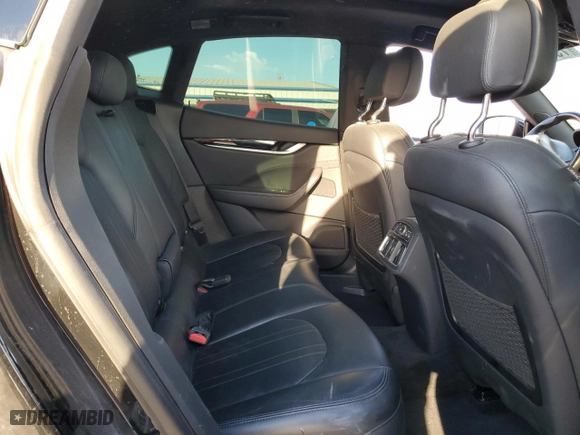 2021 Maserati Levante S with VIN ZN661YUA1MX370250, listed as a Copart auction lot 75348204 with NaN miles and Salvage Title. Bid and sale history available at carsss.com. Image 10.