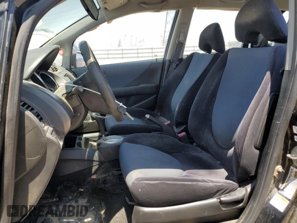 2008 Honda Fit с VIN JHMGD38428S058105, выставлен на аукционе Copart как лот 59509925 с пробегом 148 453 миль миль и Чистый • Clean title. История ставок и продаж доступна на DreamBid. Изображение 7.