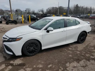 2021 Toyota Camry SE Nightshade with VIN 4T1G11AK5MU412927, listed as a Copart auction lot 51737555 with 70,236 mi miles and Salvage Title. Bid and sale history available at DreamBid. Image 1.