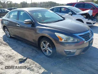 2015 Nissan Altima 2.5 SL with VIN 1N4AL3AP3FC176529, listed as a IAAI auction lot 41277014 with Not Provided miles. Bid and sale history available at carsss.com. Image 1.