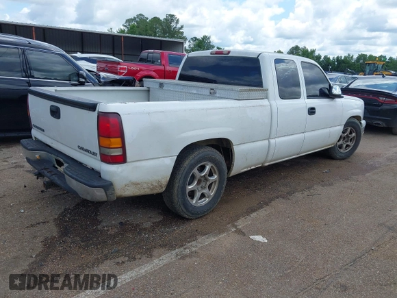 2005 Chevrolet Silverado 1500 z VIN 1GCEC19V25Z284977, wystawiony jako IAAI lot #42361842 z przebiegiem 227 174 mil mil oraz . Historia ofert i sprzedaży dostępna na DreamBid. Obrazek 4.