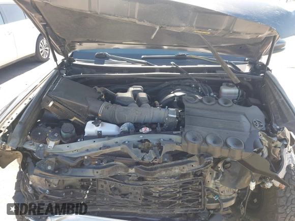 2021 Toyota 4Runner TRD Off Road Premium with VIN JTERU5JR3M5879360, listed as a IAAI auction lot 42338868 with 54,742 mi miles and . Bid and sale history available at DreamBid. Image 10.