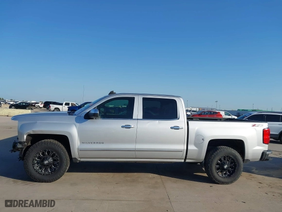 2015 Chevrolet Silverado 1500 LTZ with VIN 3GCUKSEC3FG338376, listed as a IAAI auction lot 42007176 with 145,472 mi miles. Bid and sale history available at carsss.com. Image 15.