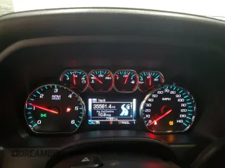2018 GMC Sierra 2500HD SLE z VIN 1GT22SEG0JZ239825, wystawiony jako Copart lot #50648115 z przebiegiem 77 851 mil mil oraz Szkody całkowita. Historia ofert i sprzedaży dostępna na DreamBid. Obrazek 9.