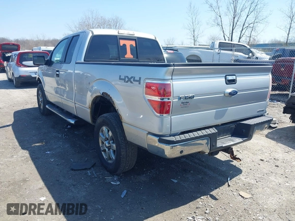 2013 Ford F-150 XL z VIN 1FTFX1EF0DFD47419, wystawiony jako IAAI lot #42065174 z przebiegiem 170 070 mil mil oraz . Historia ofert i sprzedaży dostępna na DreamBid. Obrazek 3.