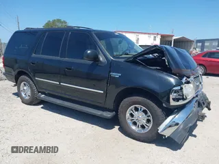 2000 Ford Expedition XLT z VIN 1FMRU1566YLB70688, wystawiony jako IAAI lot #42114177 z przebiegiem 190 718 mil mil oraz . Historia ofert i sprzedaży dostępna na DreamBid. Obrazek 1.