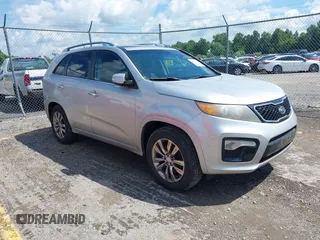 2011 Kia Sorento SX with VIN 5XYKW4A28BG105297, listed as a IAAI auction lot 42632649 with 140,110 mi miles and . Bid and sale history available at DreamBid. Image 1.