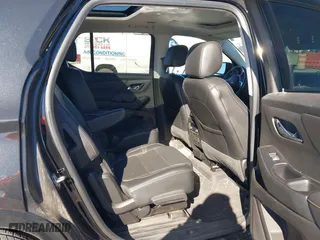 2019 Chevrolet Traverse Premier with VIN 1GNEVKKWXKJ142249, listed as a IAAI auction lot 41194959 with 101,566 mi miles. Bid and sale history available at carsss.com. Image 8.