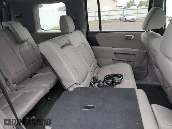 2015 Honda Pilot SE z VIN 5FNYF4H32FB053347, wystawiony jako Copart lot #61978035 z przebiegiem 90 372 mil mil oraz Szkoda całkowita • Salvage title. Historia ofert i sprzedaży dostępna na DreamBid. Obrazek 11.