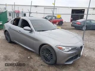 2017 Alfa Romeo Giulia Ti with VIN ZARFAEEN3H7550200, listed as a IAAI auction lot 41902045 with 0 mi miles. Bid and sale history available at carsss.com. Image 1.