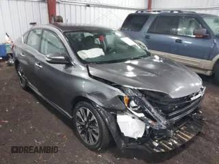 2018 Nissan Sentra SV with VIN 3N1AB7AP4JY310763, listed as a IAAI auction lot 41494071 with 25,577 mi miles and . Bid and sale history available at DreamBid. Image 1.