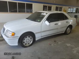 1998 Mercedes-Benz C 230/260/280/320 z VIN WDBHA23G5WA602737, wystawiony jako Copart lot #55362355 z przebiegiem 226 106 mil mil oraz Czysty tytuł • Clean title. Historia ofert i sprzedaży dostępna na DreamBid. Obrazek 1.