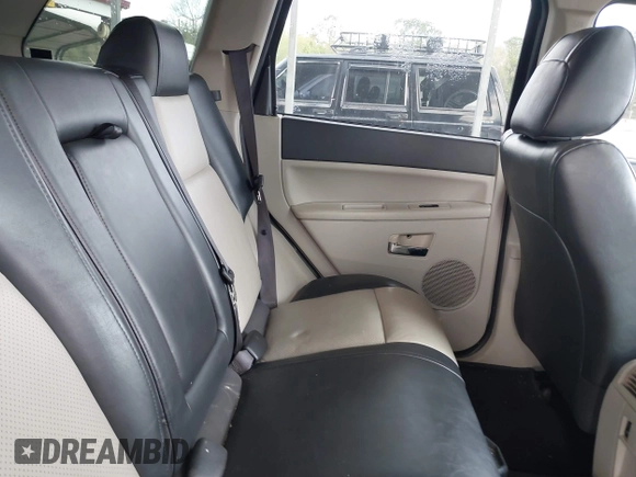 2008 Jeep Grand Cherokee Limited z VIN 1J8HS582X8C100612, wystawiony jako IAAI lot #41934146 z przebiegiem 148 852 mil mil oraz . Historia ofert i sprzedaży dostępna na DreamBid. Obrazek 8.
