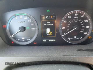 2016 Hyundai Sonata Hybrid SE with VIN KMHE24L17GA037672, listed as a Copart auction lot 38761553 with 47,885 mi miles. Bid and sale history available at carsss.com. Image 9.