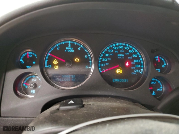 2008 Chevrolet Avalanche LS with VIN 3GNFK12328G134895, listed as a Copart auction lot 49992345 with 212,225 mi miles and Salvage Title. Bid and sale history available at carsss.com. Image 9.