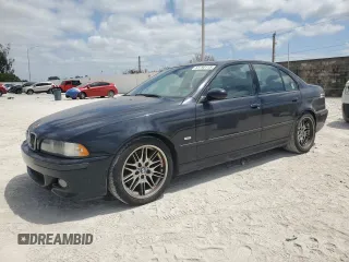 2000 BMW M5 z VIN WBSDE9343YBZ96022, wystawiony jako Copart lot #53790115 z przebiegiem 66 263 mil mil oraz Tytuł czysty. Historia ofert i sprzedaży dostępna na DreamBid. Obrazek 1.