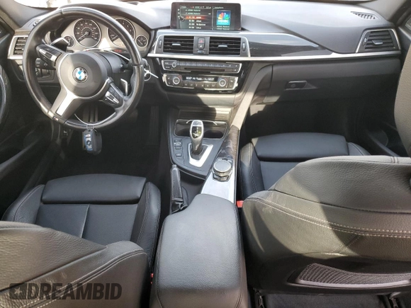 2017 BMW 3 Series 340i xDrive with VIN WBA8B7G38HNU37620, listed as a Copart auction lot 84096854 with 46,940 mi miles and Salvage title. Bid and sale history available at DreamBid. Image 8.