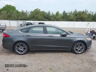 2017 Ford Fusion SE с VIN 3FA6P0HD5HR340260, выставлен на аукционе IAAI как лот 42401756 с пробегом 159 381 миль миль и . История ставок и продаж доступна на DreamBid. Изображение 13.