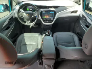 2020 Chevrolet Bolt EV Premier с VIN 1G1FZ6S04L4129672, выставлен на аукционе Copart как лот 51336235 с пробегом 31 808 миль миль и Списание • Salvage title. История ставок и продаж доступна на DreamBid. Изображение 8.