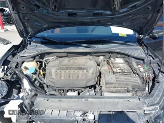 2019 Volkswagen Passat 2.0T Wolfsburg Edition with VIN 1VWLA7A30KC009646, listed as a IAAI auction lot 39842320 with 101,006 mi miles. Bid and sale history available at carsss.com. Image 10.