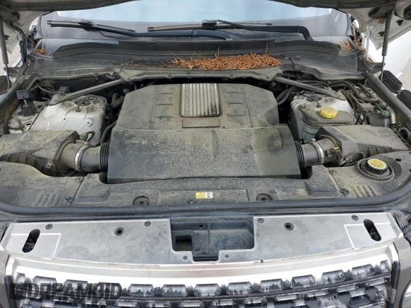 2015 Land Rover Range Rover Supercharged with VIN SALGS2TF5FA224879, listed as a Copart auction lot 52108865 with 160,358 mi miles and Clean title. Bid and sale history available at DreamBid. Image 12.