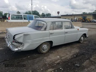 1962 Mercedes-Benz 190 z VIN 11001010026663, wystawiony jako Copart lot #77166834 z przebiegiem 47 390 mil mil oraz Tytuł czysty. Historia ofert i sprzedaży dostępna na DreamBid. Obrazek 3.