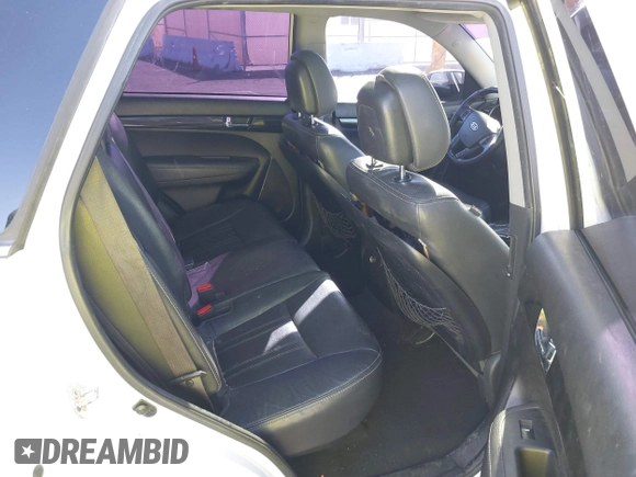 2012 Kia Sorento SX with VIN 5XYKW4A21CG300577, listed as a IAAI auction lot 41703422 with 191,795 mi miles. Bid and sale history available at carsss.com. Image 8.