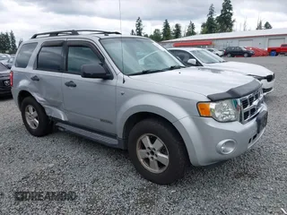 2008 Ford Escape XLT с VIN 1FMCU93118KB07144, выставлен на аукционе IAAI как лот 42597705 с пробегом 178 971 миль миль и . История ставок и продаж доступна на DreamBid. Изображение 1.