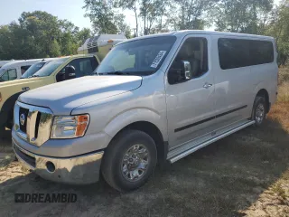 2019 Nissan NV 3500 HD SL z VIN 5BZAF0AAXKN851612, wystawiony jako Copart lot #71539434 z przebiegiem 176 372 mil mil oraz Tytuł czysty. Historia ofert i sprzedaży dostępna na DreamBid. Obrazek 1.
