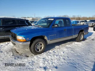 1999 Dodge Dakota SLT with VIN 1B7GL22X8XS205964, listed as a Copart auction lot 41640745 with 176,380 mi miles and Non Repairable. Bid and sale history available at carsss.com. Image 1.