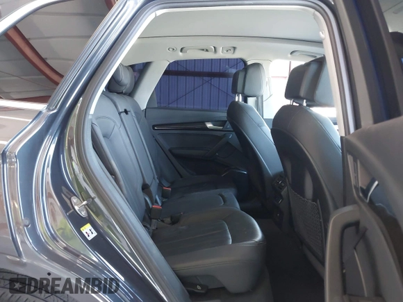 2020 Audi Q5 Premium z VIN WA1ANAFY7L2043097, wystawiony jako IAAI lot #41912219 z przebiegiem 58 265 mil mil oraz . Historia ofert i sprzedaży dostępna na DreamBid. Obrazek 8.