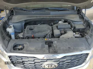2019 Kia Sorento L z VIN 5XYPG4A32KG479030, wystawiony jako Copart lot #50903745 z przebiegiem 154 418 mil mil oraz Szkoda całkowita • Salvage title. Historia ofert i sprzedaży dostępna na DreamBid. Obrazek 11.