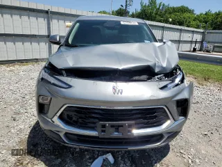 2025 Buick Encore GX Preferred с VIN KL4AMBSL0SB199984, выставлен на аукционе Copart как лот 58047645 с пробегом 1 568 миль миль и Чистый • Clean title. История ставок и продаж доступна на DreamBid. Изображение 5.