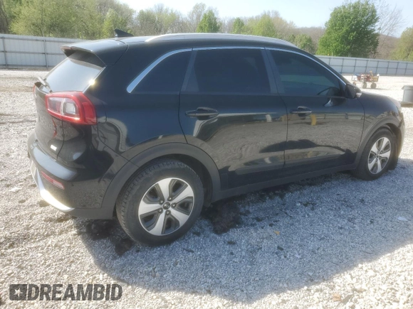 2018 Kia Niro EX with VIN KNDCC3LC3J5128152, listed as a Copart auction lot 50811475 with 177,484 mi miles and Clean Title. Bid and sale history available at carsss.com. Image 3.