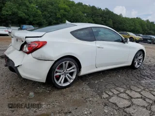 2011 Hyundai Genesis Coupe z VIN KMHHT6KD7BU054383, wystawiony jako Copart lot #59680965 z przebiegiem 101 832 mil mil oraz Szkoda całkowita • Salvage title. Historia ofert i sprzedaży dostępna na DreamBid. Obrazek 3.