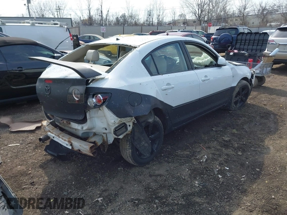 2006 Mazda Mazda3 i with VIN JM1BK12F261532654, listed as a IAAI auction lot 41788249 with 259,898 mi miles. Bid and sale history available at carsss.com. Image 4.