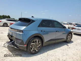 2023 Hyundai Ioniq 5 SE z VIN KM8KM4AEXPU165678, wystawiony jako Copart lot #61486105 z przebiegiem 22 414 mil mil oraz Szkoda całkowita • Salvage title. Historia ofert i sprzedaży dostępna na DreamBid. Obrazek 3.