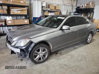 2010 Mercedes-Benz E-Class E 550 Luxury with VIN WDDHF9AB5AA230320, listed as a Copart auction lot 62933264 with 173,002 mi miles and Salvage Title. Bid and sale history available at carsss.com. Image 1.