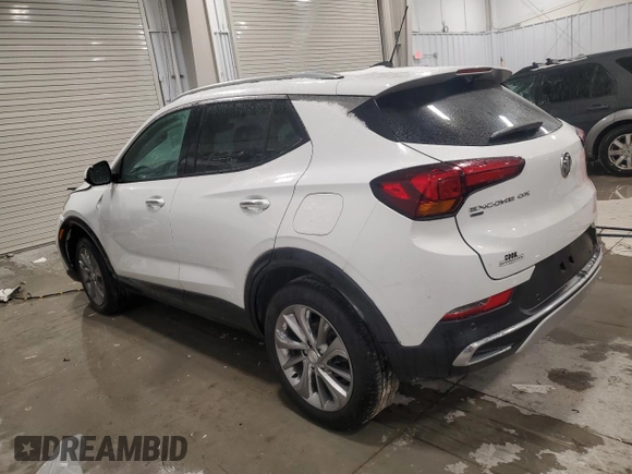 2022 Buick Encore GX Essence с VIN KL4MMGSL0NB124264, выставлен на аукционе Copart как лот 86538234 с пробегом 24 444 миль миль и Списание • Salvage title. История ставок и продаж доступна на DreamBid. Изображение 2.