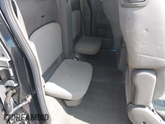 2005 Nissan Frontier XE with VIN 1N6BD06TX5C459912, listed as a IAAI auction lot 42443114 with 138,467 mi miles and . Bid and sale history available at DreamBid. Image 8.