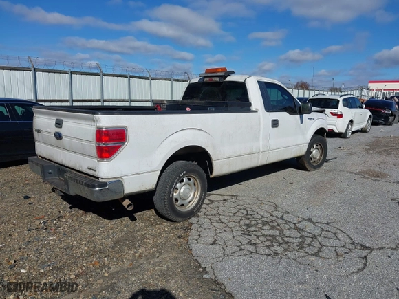 2014 Ford F-150 XL with VIN 1FTNF1CF2EKF90191, listed as a IAAI auction lot 41051891 with 125,850 mi miles. Bid and sale history available at carsss.com. Image 4.