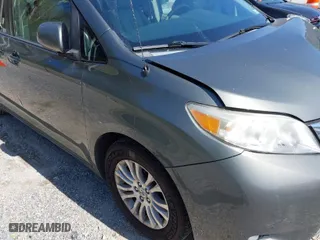 2012 Toyota Sienna XLE AAS with VIN 5TDYK3DC4CS270174, listed as a IAAI auction lot 41961016 with 342,373 mi miles. Bid and sale history available at carsss.com. Image 19.